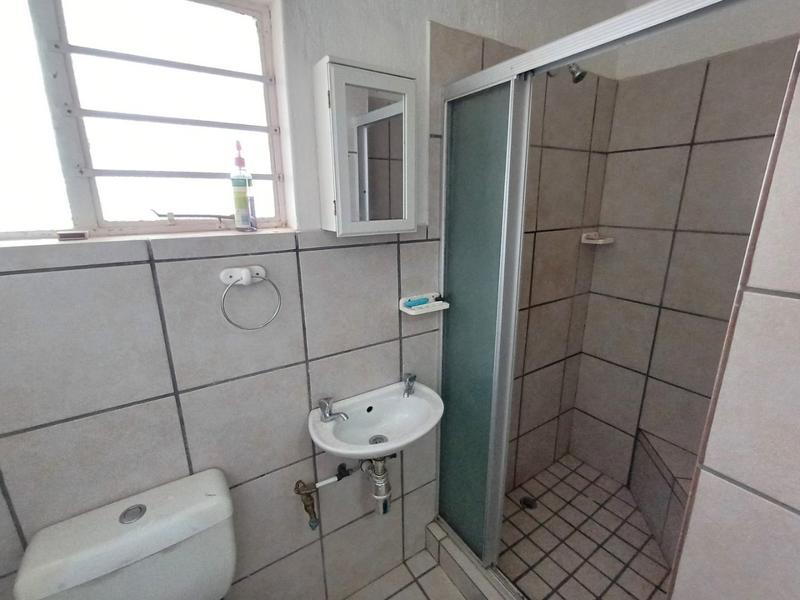 6 Bedroom Property for Sale in Vredenburg Western Cape